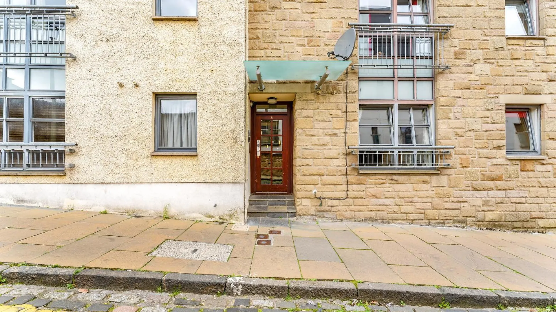 Comfy Place Off Royal Mile, With Parking 爱丁堡 0*,  英国